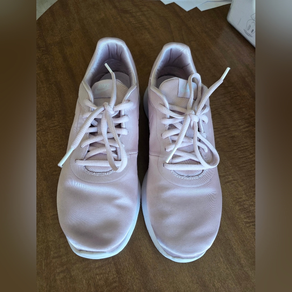 Women's Nike Tanjun Premium Satin Running Shoes